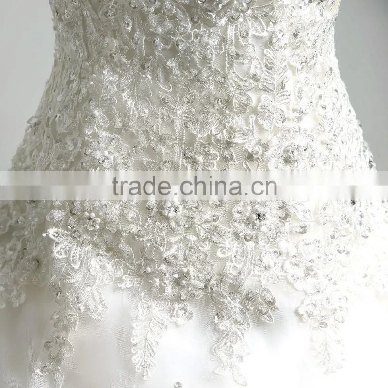 2016 Pearls Beaded Long Sleeve Lace Ball Gown Wedding Dresses