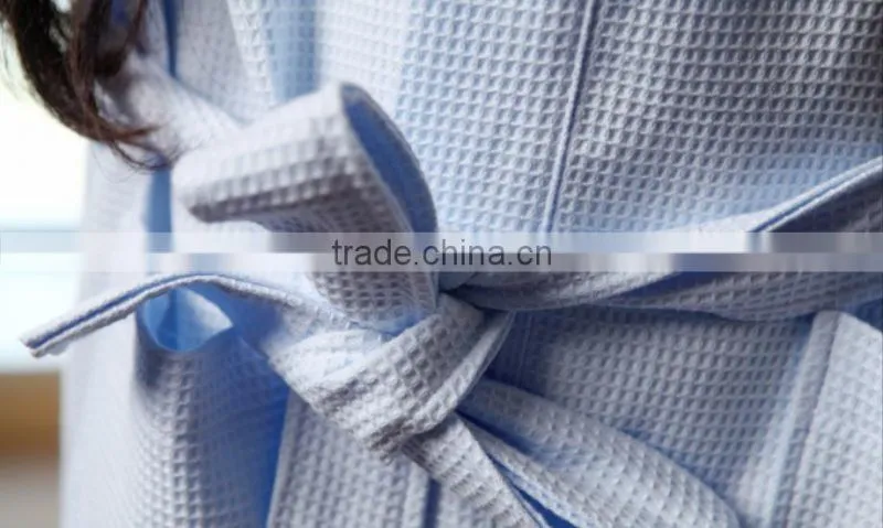 luxury fashionable white waffle bathrobe supplier