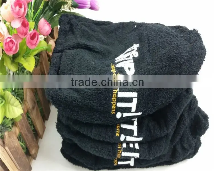 Free Sample Wholesale New Chinese Factory Pet Towel Bath Robe Clothing for Dog