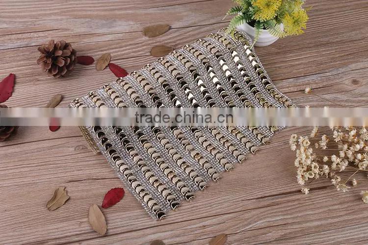Fashion Garment Adhesive Mesh Fabric Trimming Rhinestone Mesh Roll