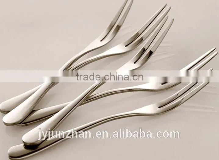 Plain handle stainless steel fruit fork made by Junzhan Factory directly