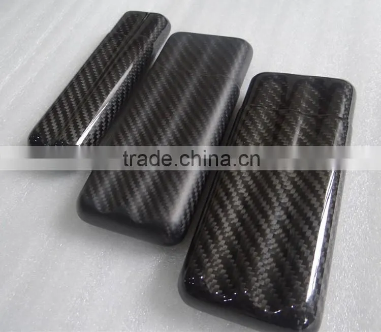 Luxury colorful carbon fiber cigar case for high-end market , carbon cigar box hold 2/3 cigars