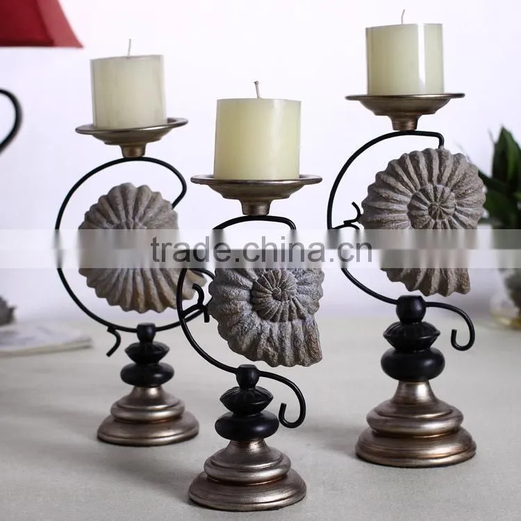 Wholesale Traditional columnar type candle holders/Retro and Europe resin home decor candle holder for wedding centerpieces