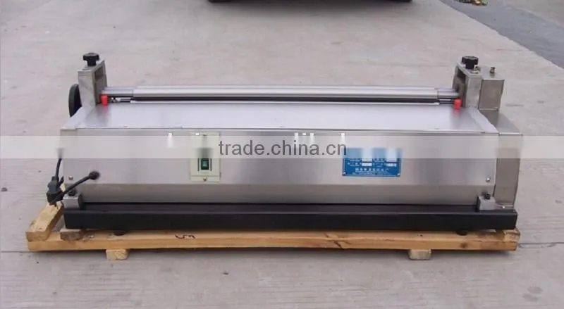 Hot sale low price wallpaper gluing machine/box glue coating machine