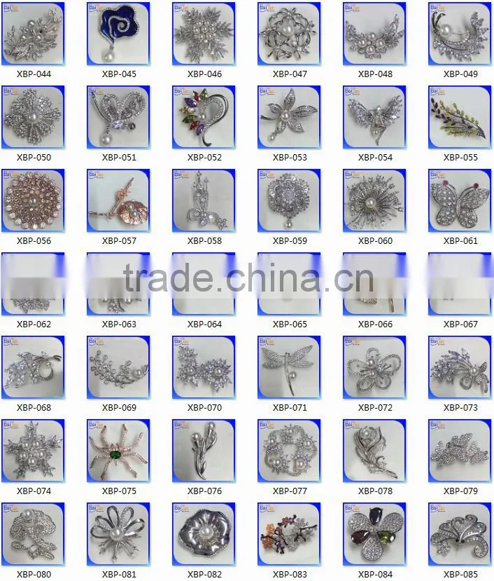 China Wholesale Fashion Pearl Rhinestone Brooch For Wedding Invitations