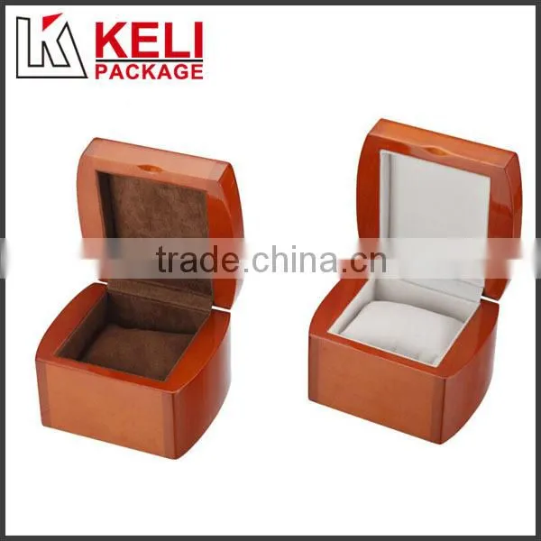 Special luxury wooden watch box for one use