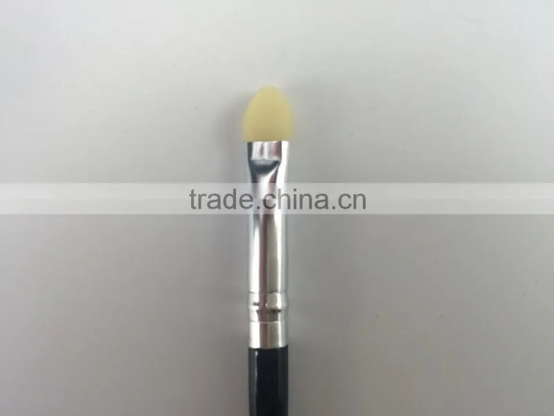NEWEST arrival cheap makeup tools handmade Eyeshadow Sponge Applicator with custom private logo