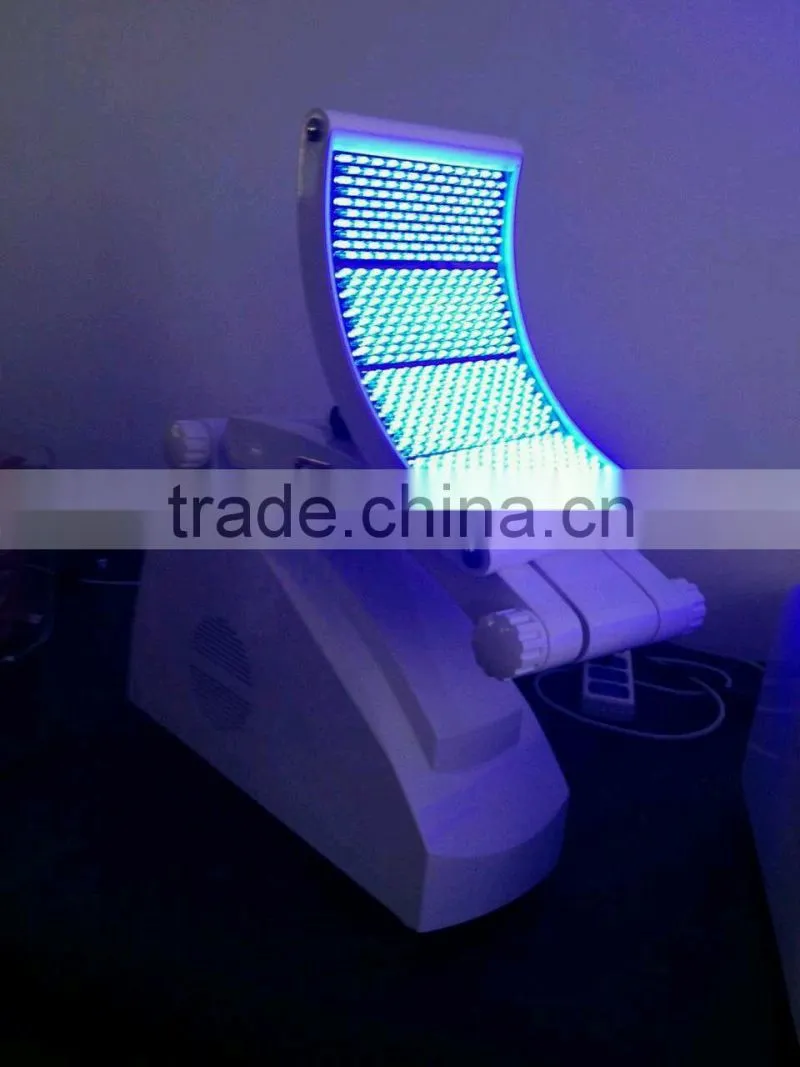 Led and infrared light therapy machine for face care