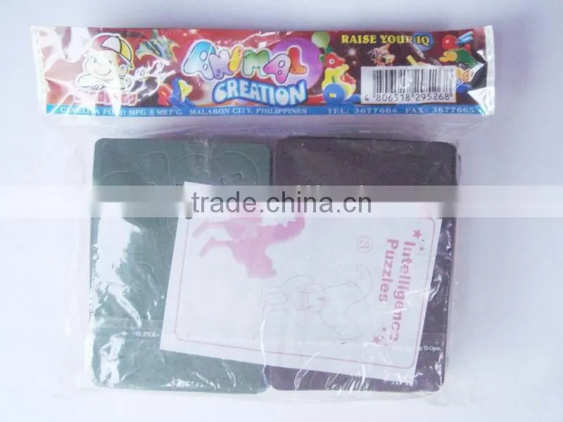 Joyful Dextrose candy with jigsaw toys
