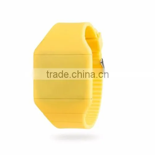 cheap silicone smart watch for promotion slim watch