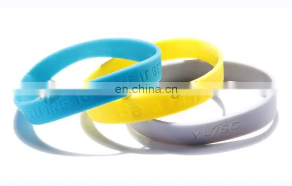 Personalized newest fashion cheap custom silicone bracelets