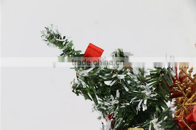 Red Flower Basket PVC Mini Christmas Tree For Christmas Decoration