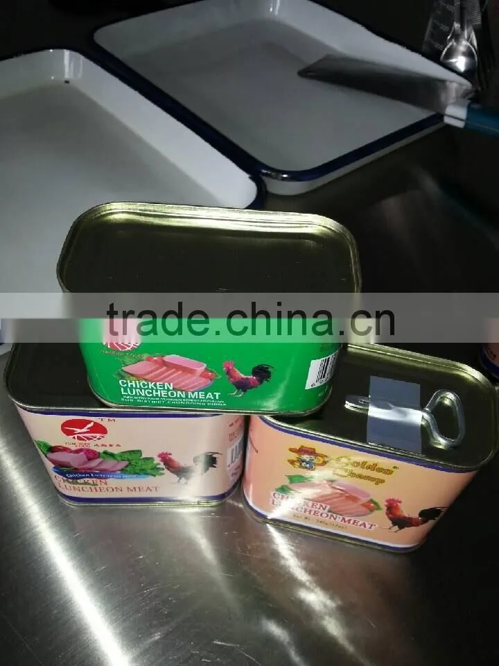 Canned chicken luncheon meat