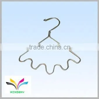 China supplier high quality decorative unique portable metal wire extendable clothes drying rack