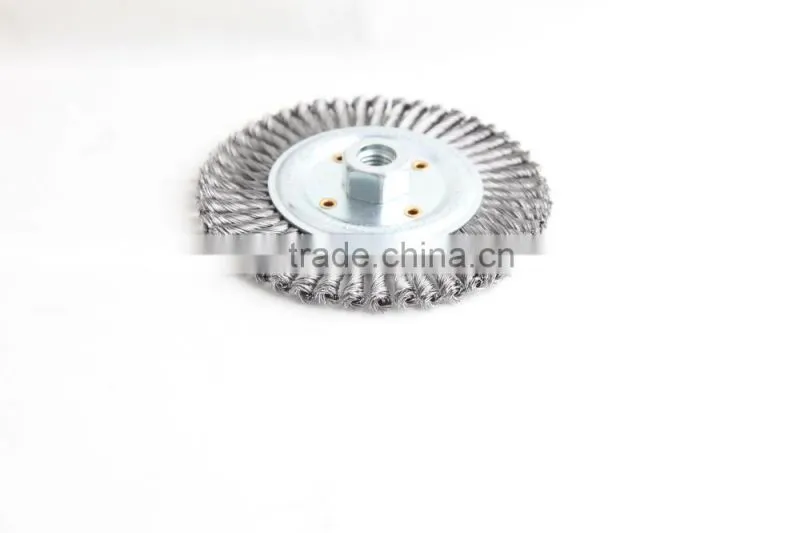 Twist knot wheel brushes