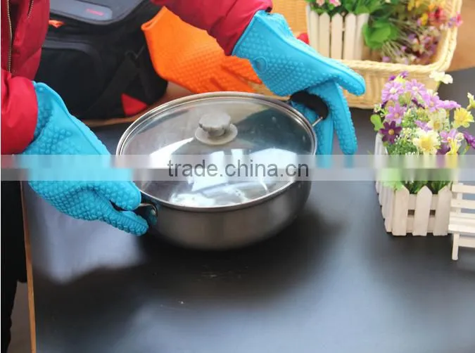 Heat Resistant Oven Mitts Pot Holders Silicone Cooking BBQ Grill Gloves / silicone oven mitts for oven cooking