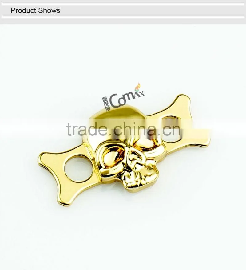 Ladies metal skull clothing brands logos for sewing
