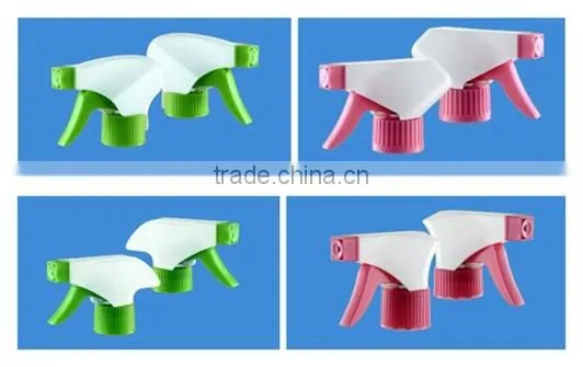 Plastic trigger sprayer for bottle
