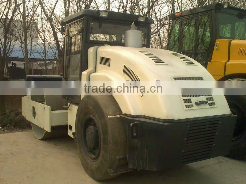 LT207G Tyre Roller