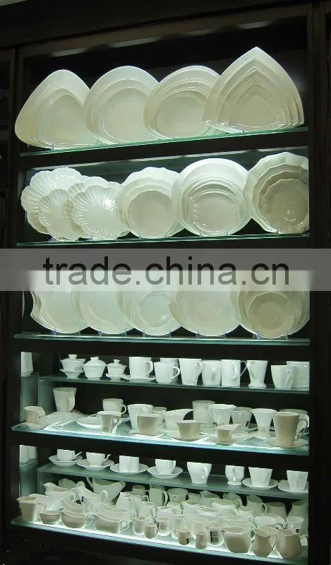 Porcelain tea cup