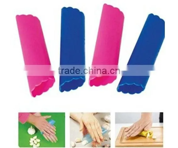 2013 new arrival quick silicone kitchen galic peeler