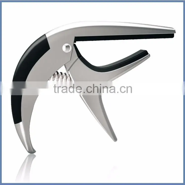 Sensitive tuner with martins guitar capo