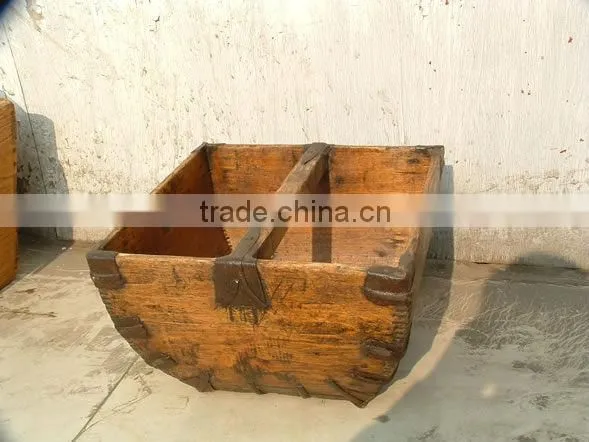 Chinese antique wooden storage box
