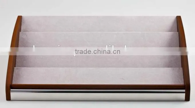 Customized wooden belt wallet display racks