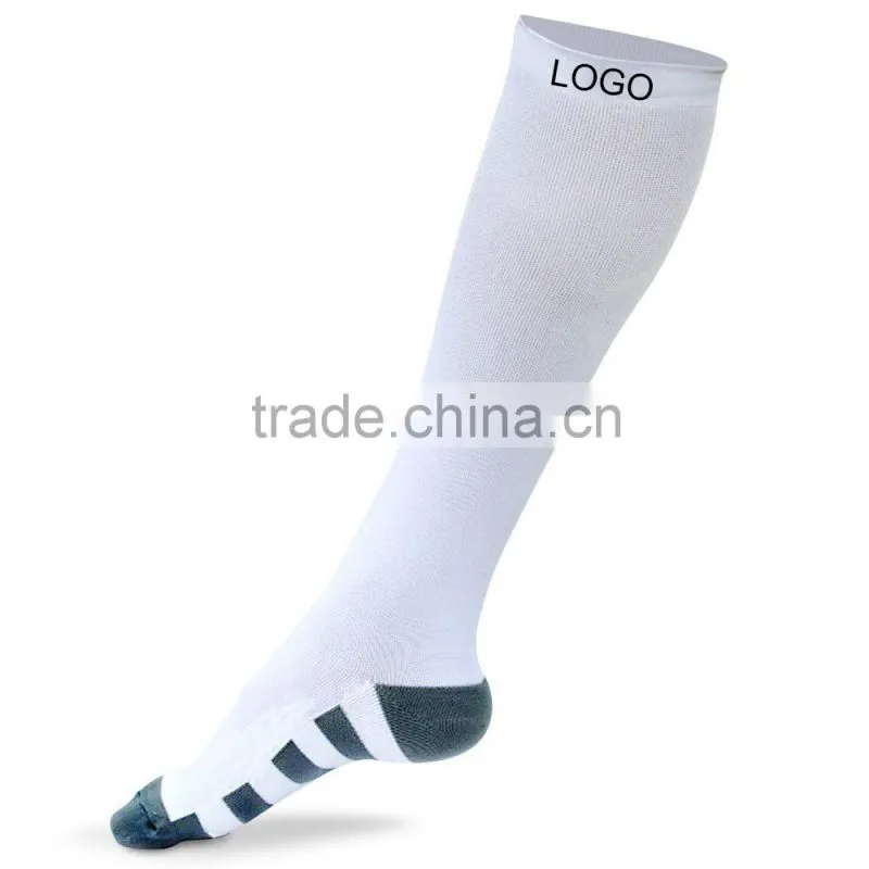 Mens cheap nylon socks compression sport socks breathable sport cycling
