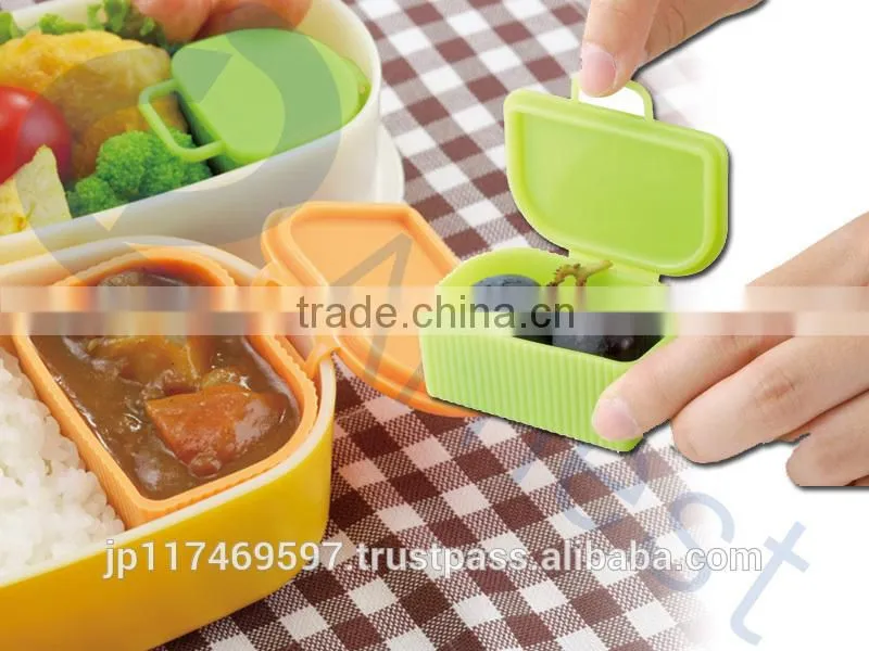 kitchenware lunch bento box tools accesories food cups set dividers silicone kechup mayo sauce case microwave safe container
