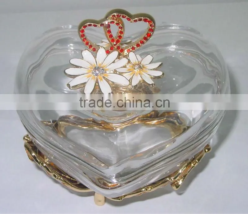 RORO March in Paris daisy enamel crystal glass jewel box