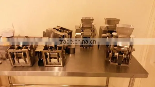 China pelmeni maker machine with best price/ Dumpling machine/ samosa machine