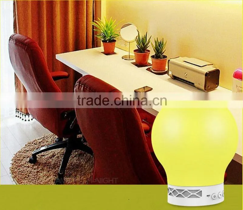 2015 innovative color changed smart music light lamp