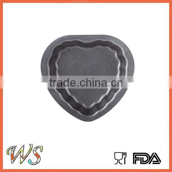 carbon steel heart-shaped non-stick cake pan