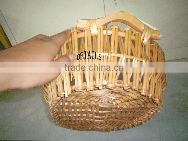 2013 new style honey willow storage basket with wood handle