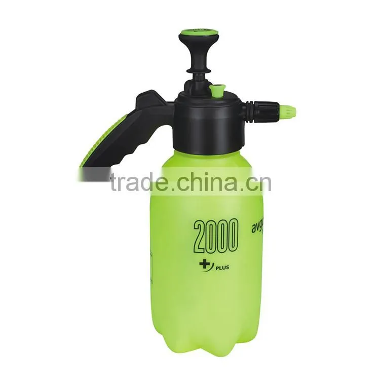 Low price china factory 2l pressure hand sprayer