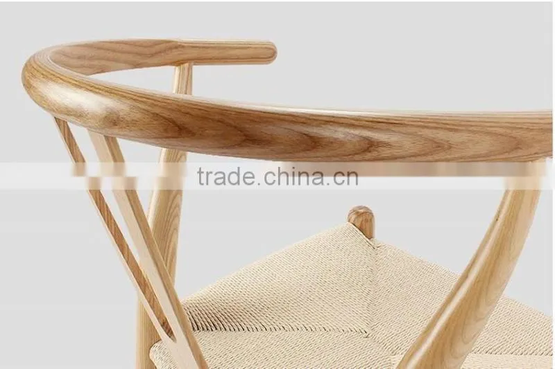 2016 lateset wood hotel dining chair
