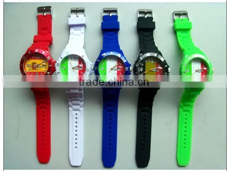 multi colors gents silicone slap watch for men water resistant with slap straps