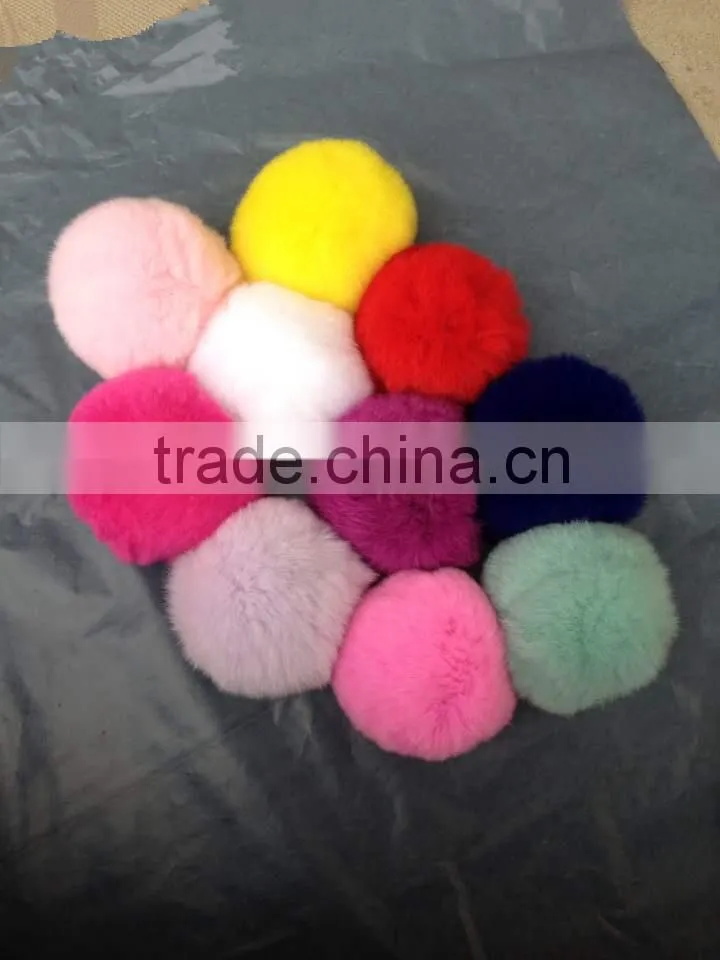 Natural Rex Rabit Fur Pompoms Wholesale Fur Pom Poms / 8cm Fur Ball Keychain