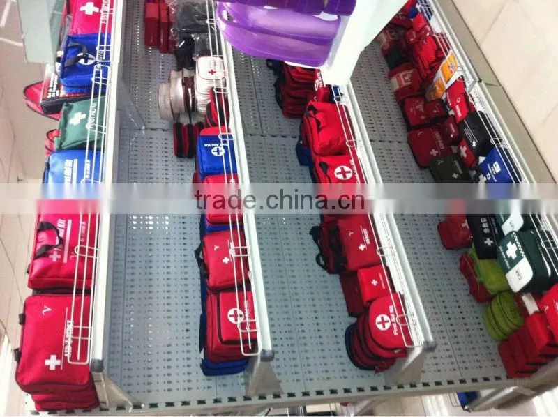 Auto safety first aid kit