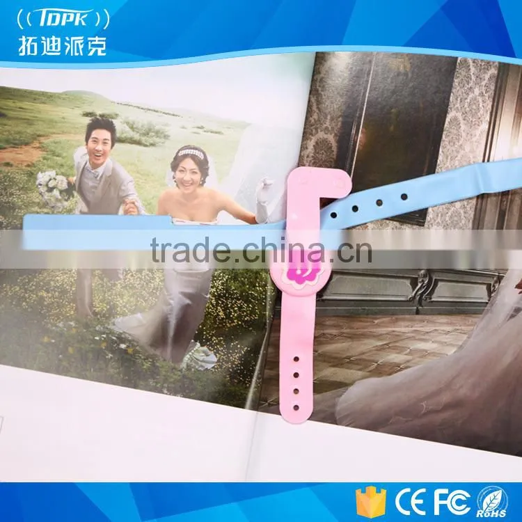 Access control elastic rfid bracelet