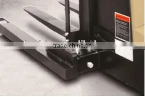 Good price 2.5T seated electric Tractor