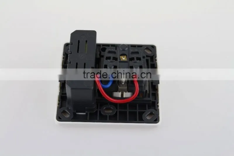 UK Plug Home Wall Sockets with Double USB 2.1A Socket Wall Charge Household Wall Outlet Hotel Dedicated Outlet Socket
