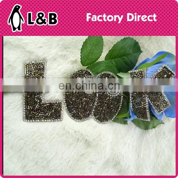 2016 new design fashion popular hot fix rhinestone motif