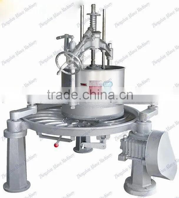 Tea roller machine
