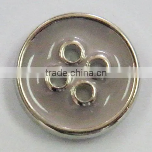 Garment button