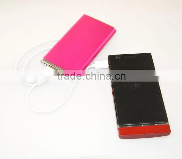 4000mAh LED 12 Voltage Power Bank Portable Charger