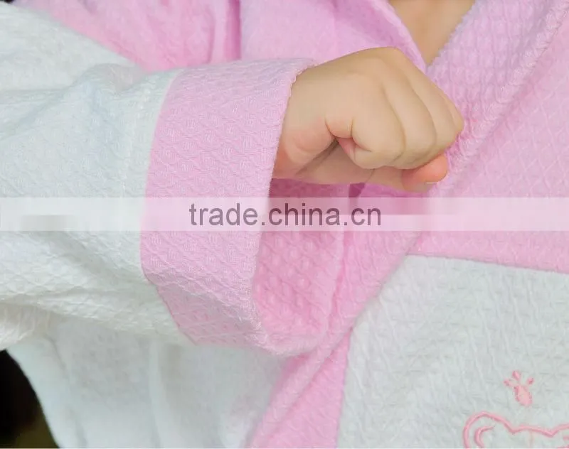 2014 new style cotton waffle pink bathrobe for girls