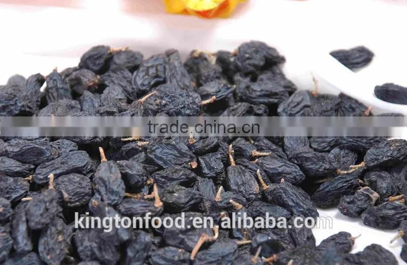 organic superior quality dried raisin / black currant