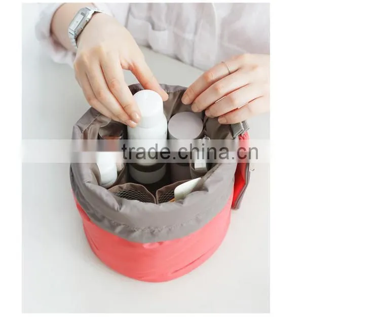 Hot Selling Popular Professional Travel Make-up Pouch Mini Size Large Capacity Travel Dresser Pouch